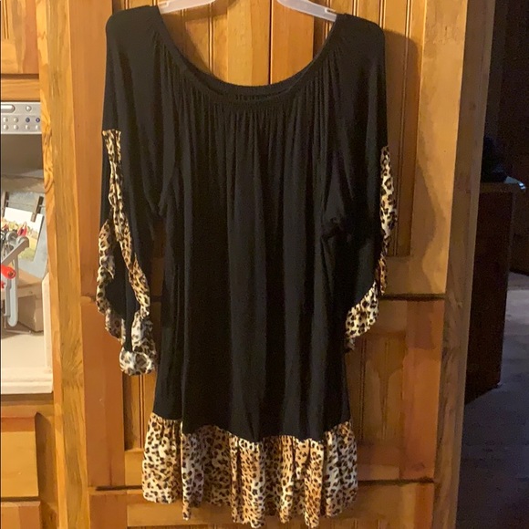 Boutique top - Picture 2 of 2